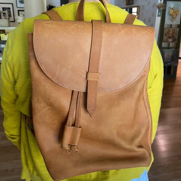 Handmade leather ABLE backpack from Ethiopia - Picture 1 of 3